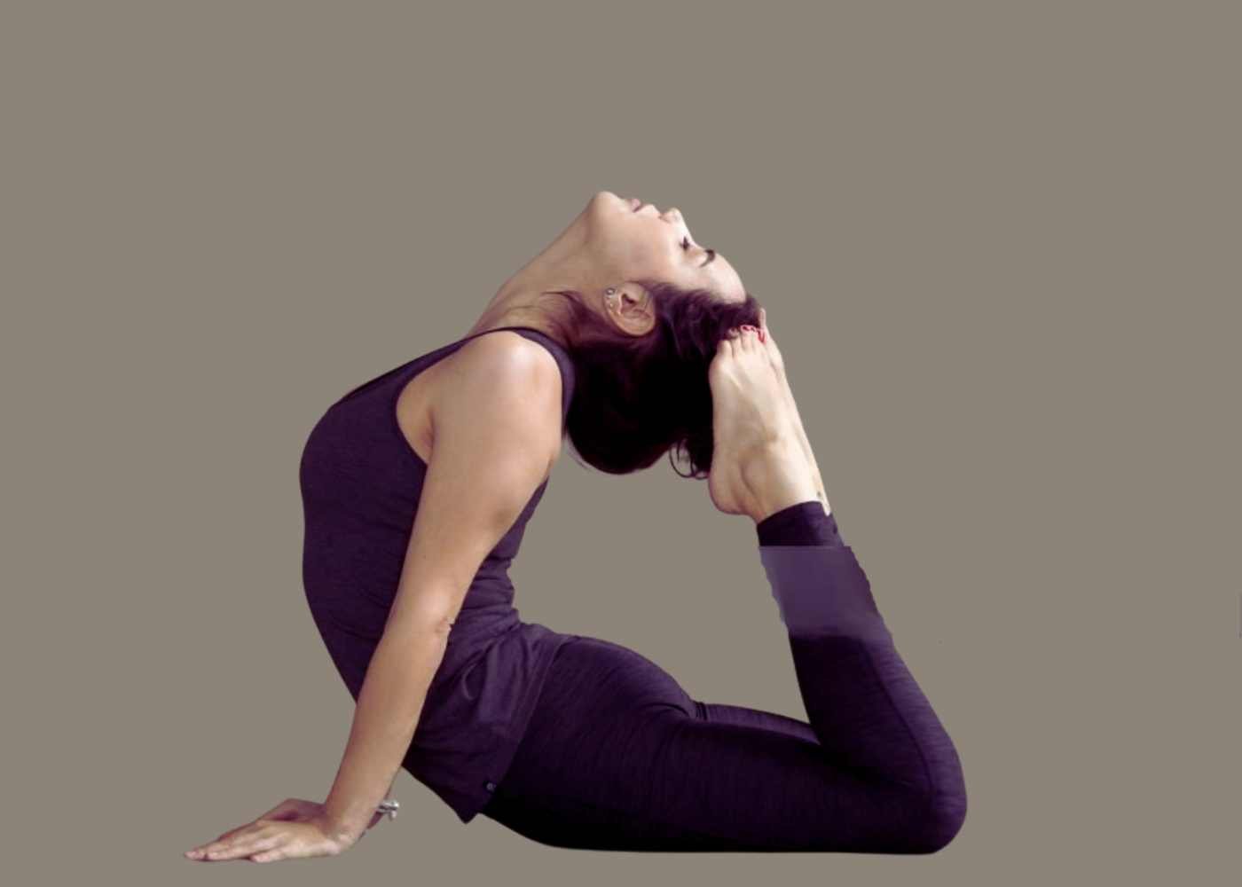 Saral bhujangasana- Sphinx pose, Easy cobra | Prana Yoga
